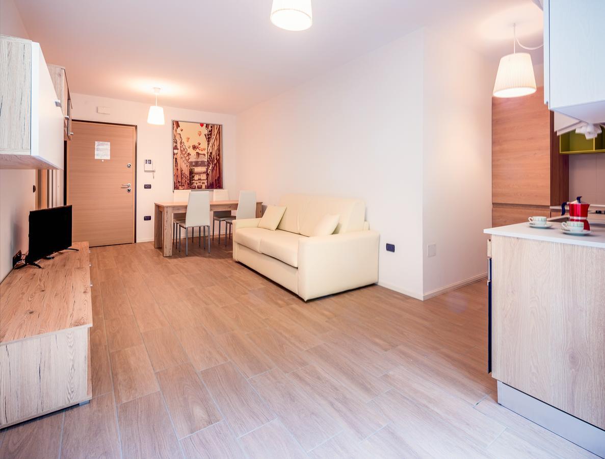 Residenza Finestra Sul Parco Apartment Comano Terme Bagian luar foto